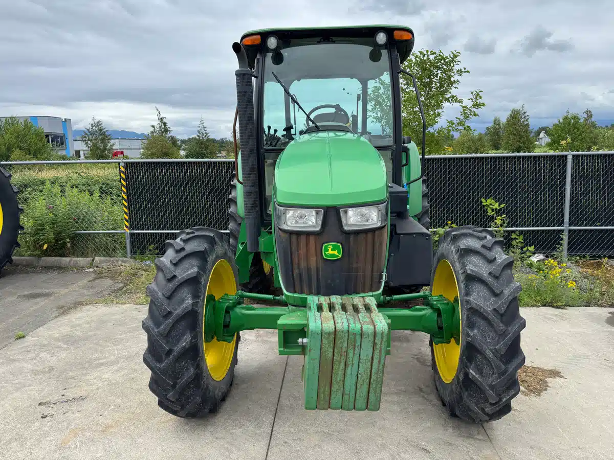 Gallery image 2 for Used 2015 John Deere 5115M Tractor