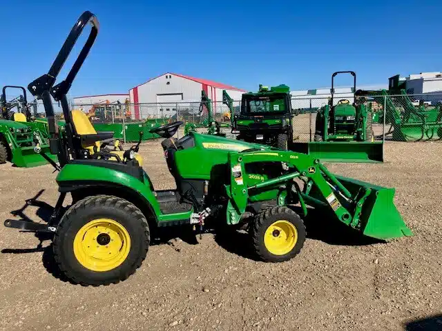 Gallery image 2 for Used 2023 John Deere 2025R Tractor