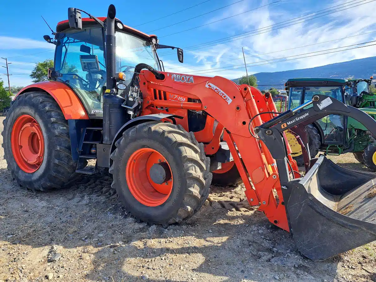 Gallery image 1 for Used 2018 Kubota M7-151 Tractor