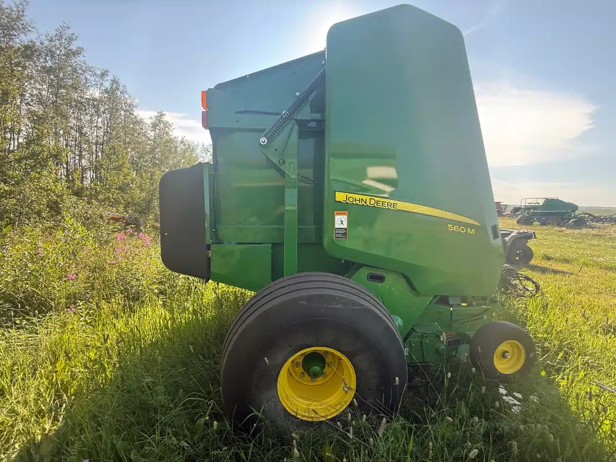 Gallery image 2 for Used 2023 John Deere 560M Round Baler