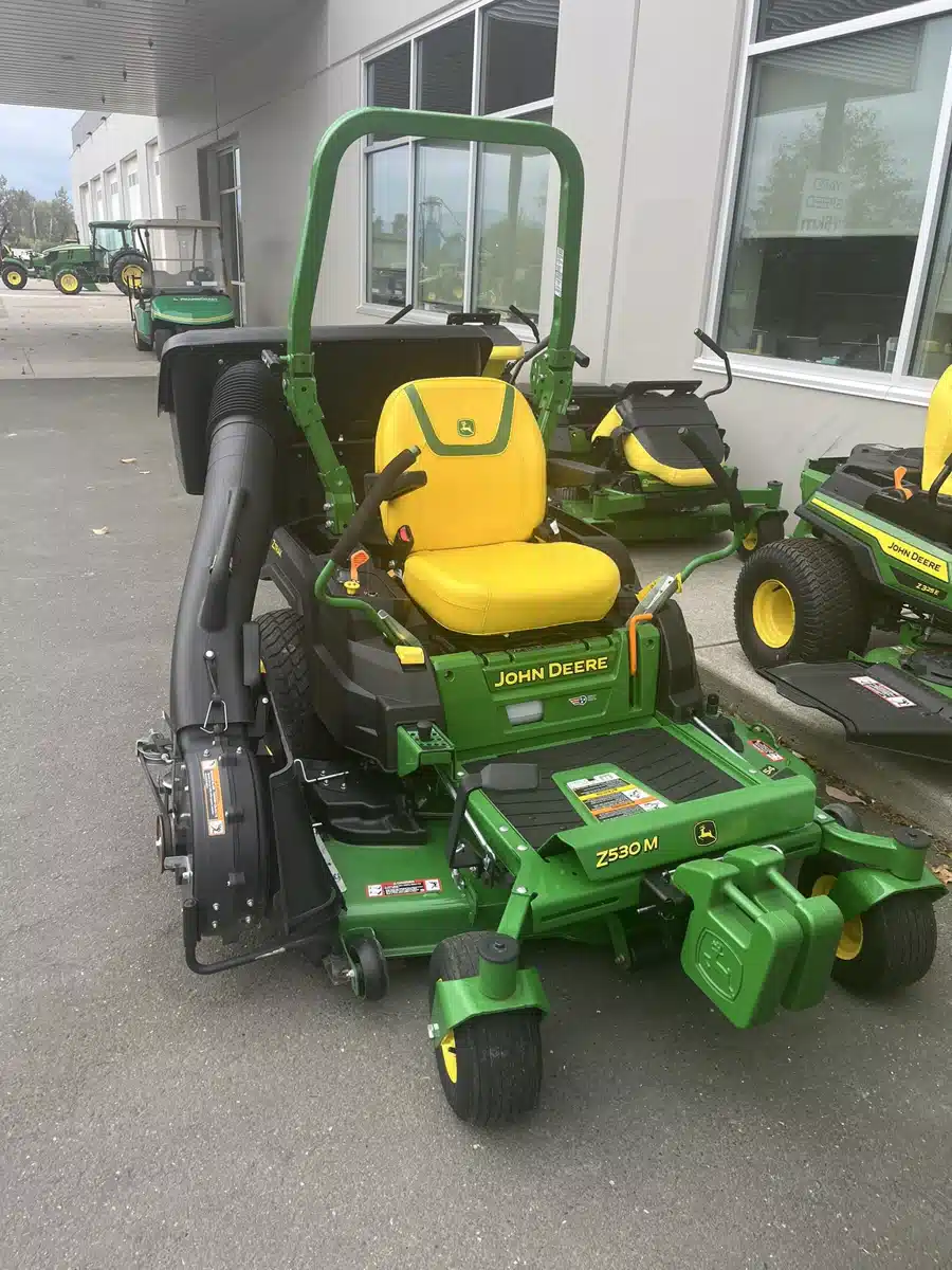 Gallery image 1 for Used 2023 John Deere Z530M Mower - Zero Turn