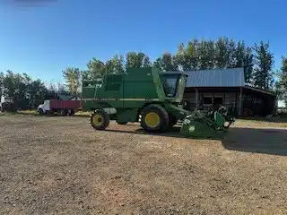 Used 1994 John Deere 9600 Combine