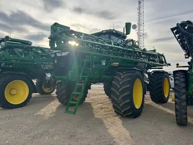 Gallery image 1 for 2025 John Deere 616R Sprayer - Self Propelled
