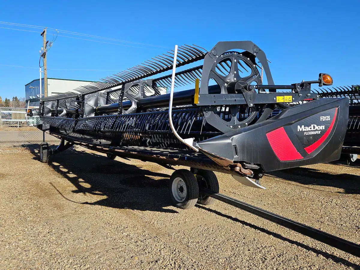 Gallery image 2 for 2020 MacDon FD135 Header - Draper