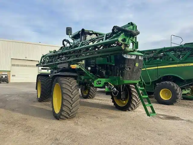 Gallery image 2 for 2025 John Deere 412R Sprayer - Self Propelled