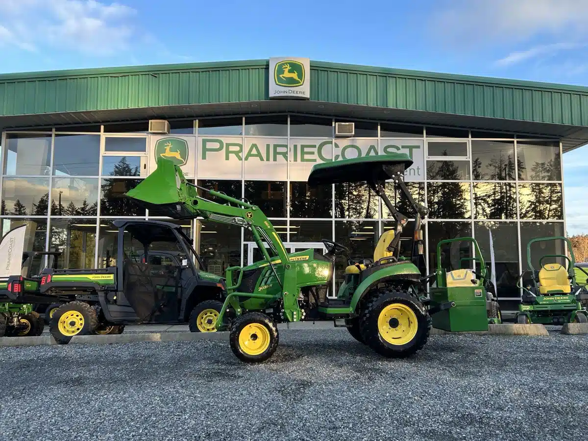 Used 2021 John Deere 2025R Tractor