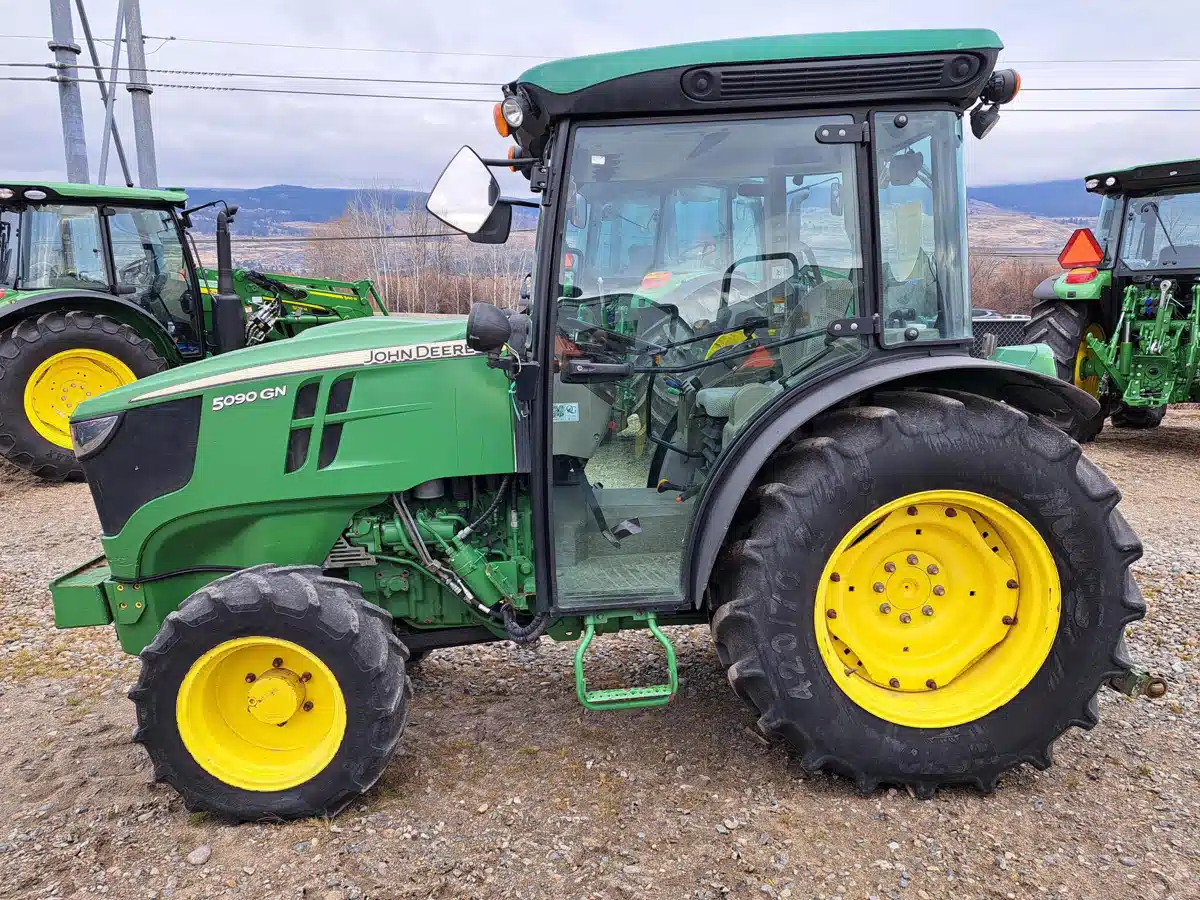 Used 2018 John Deere 5090GN Tractor