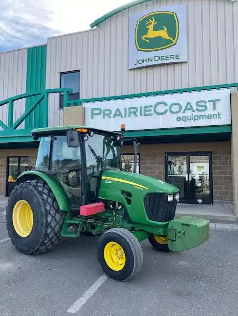 Gallery image 2 for 2010 John Deere 5075M Tractor