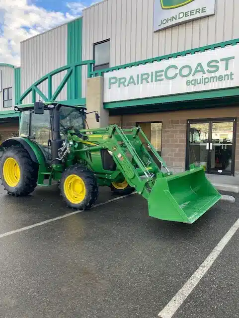 Gallery image 2 for 2024 John Deere 5105M Tractor