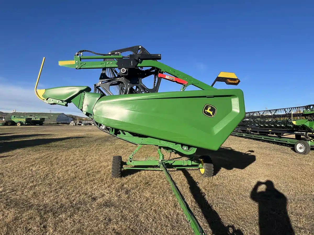 Gallery image 1 for 2024 John Deere HD45R Header - Draper