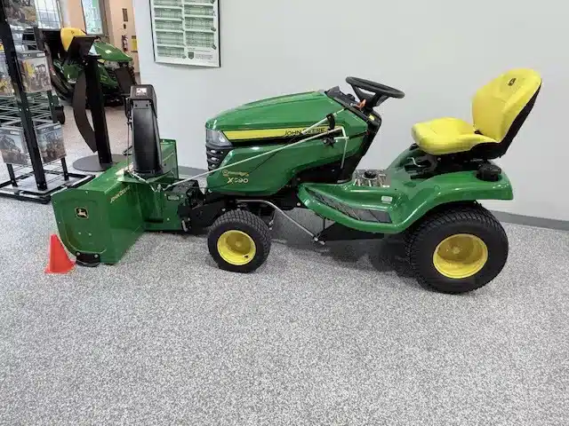 Gallery image 2 for 2024 John Deere X390 Lawn Tractor