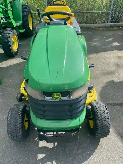 Photo de la Galerie 2 pour 2009 John Deere X300R Tracteur à pelouse
