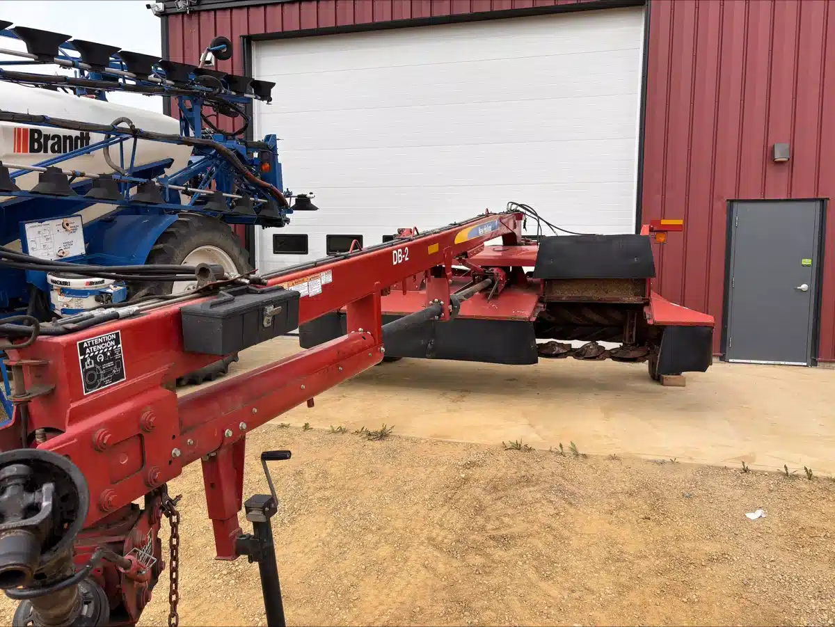 Gallery image 2 for 2014 New Holland H7450 Disc Mower Conditioner