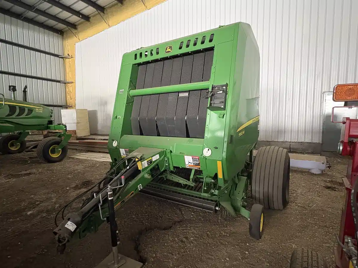 Gallery image 2 for 2023 John Deere 560M Round Baler