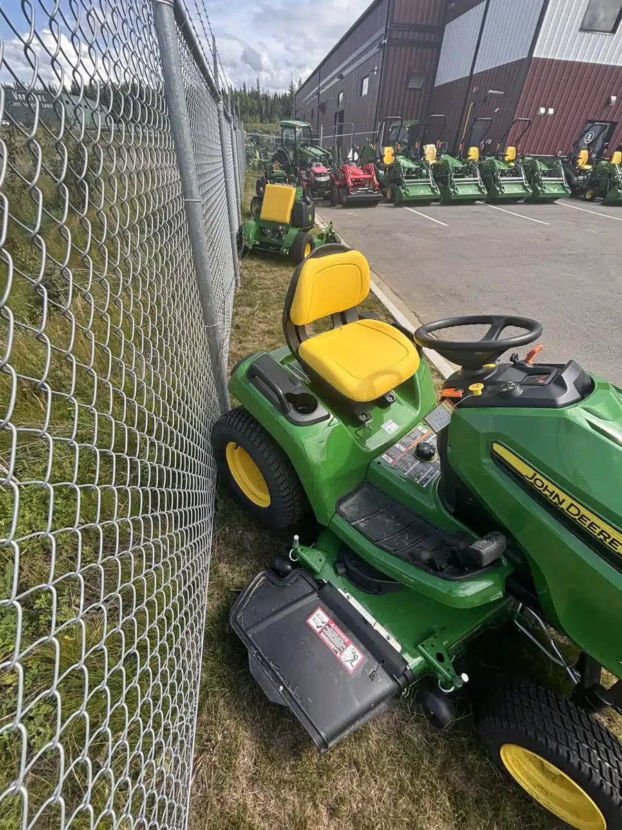 Gallery image 2 for 2023 John Deere X570 48A Lawn Tractor