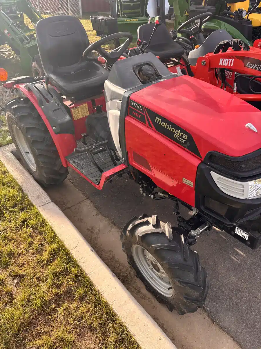 Photo de la Galerie 1 pour 2020 Mahindra MIGHTY MAX 26 Tracteur