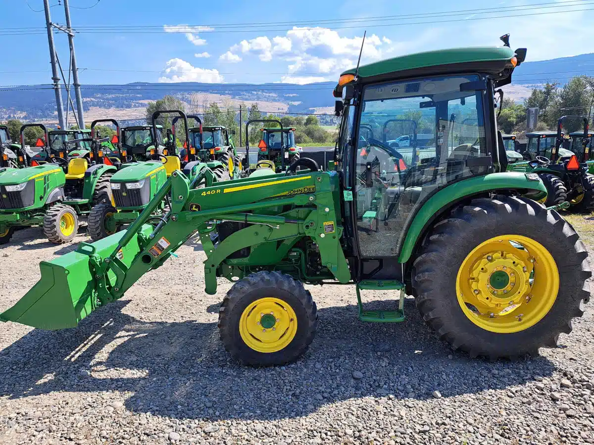 Gallery image 2 for 2025 John Deere 4066R Tractor