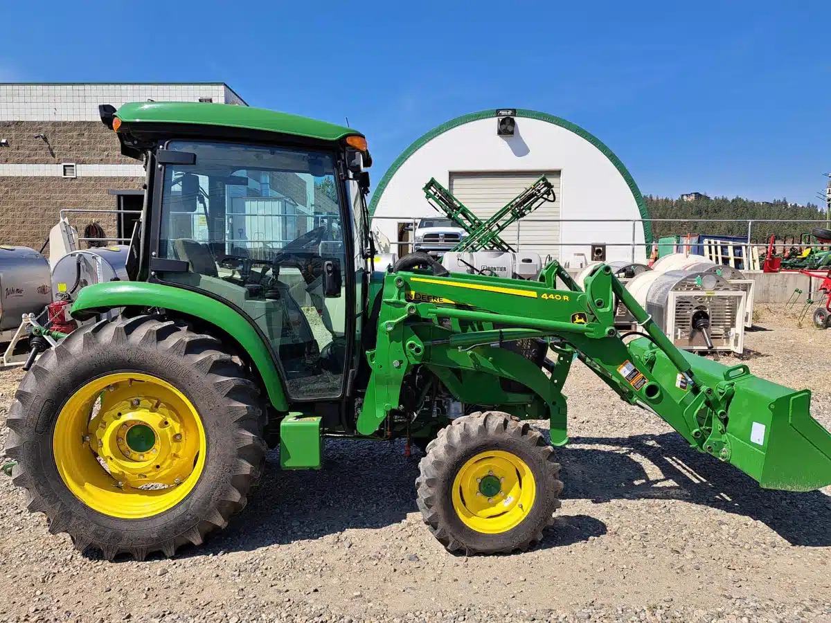 Gallery image 1 for 2025 John Deere 4066R Tractor