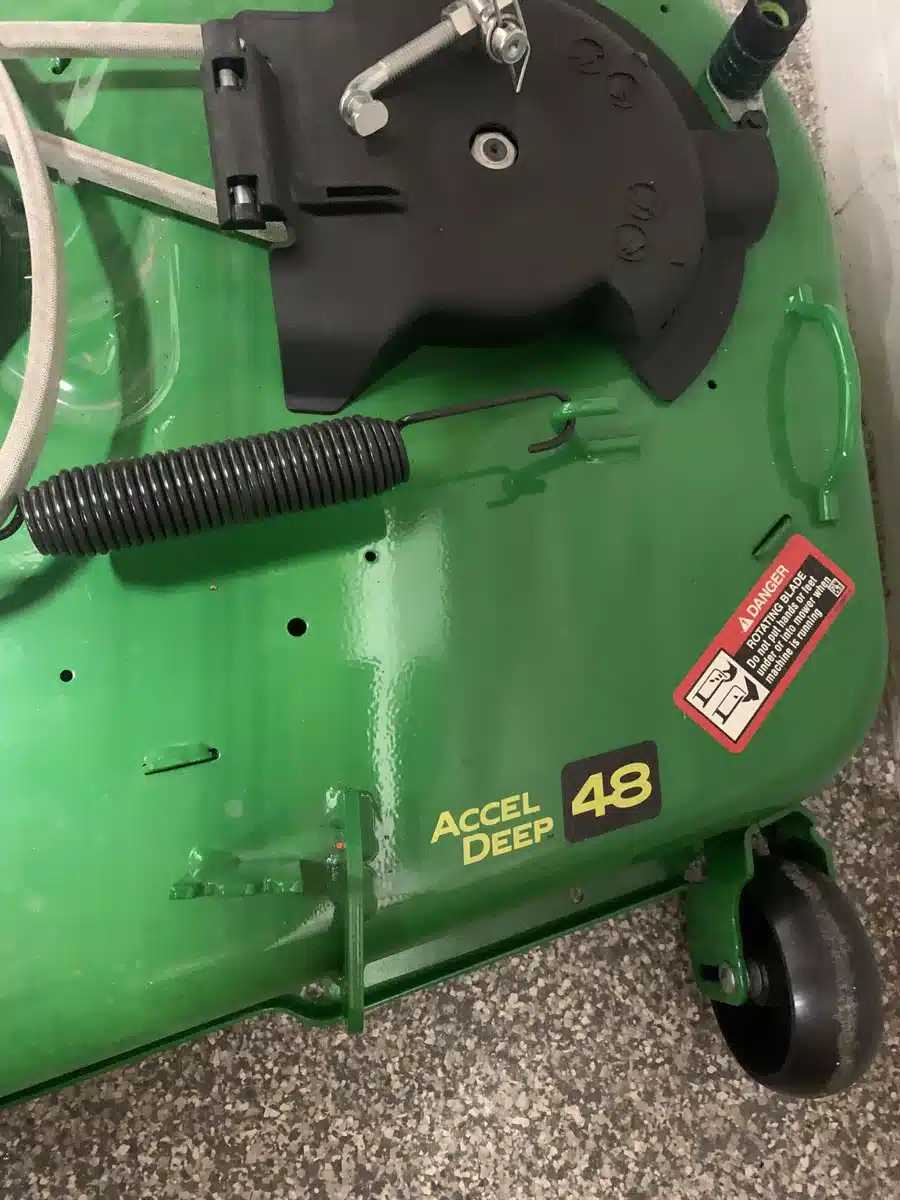 Gallery image 2 for 2024 John Deere 48 inch Accel Deep Mower Deck Mower - Zero Turn