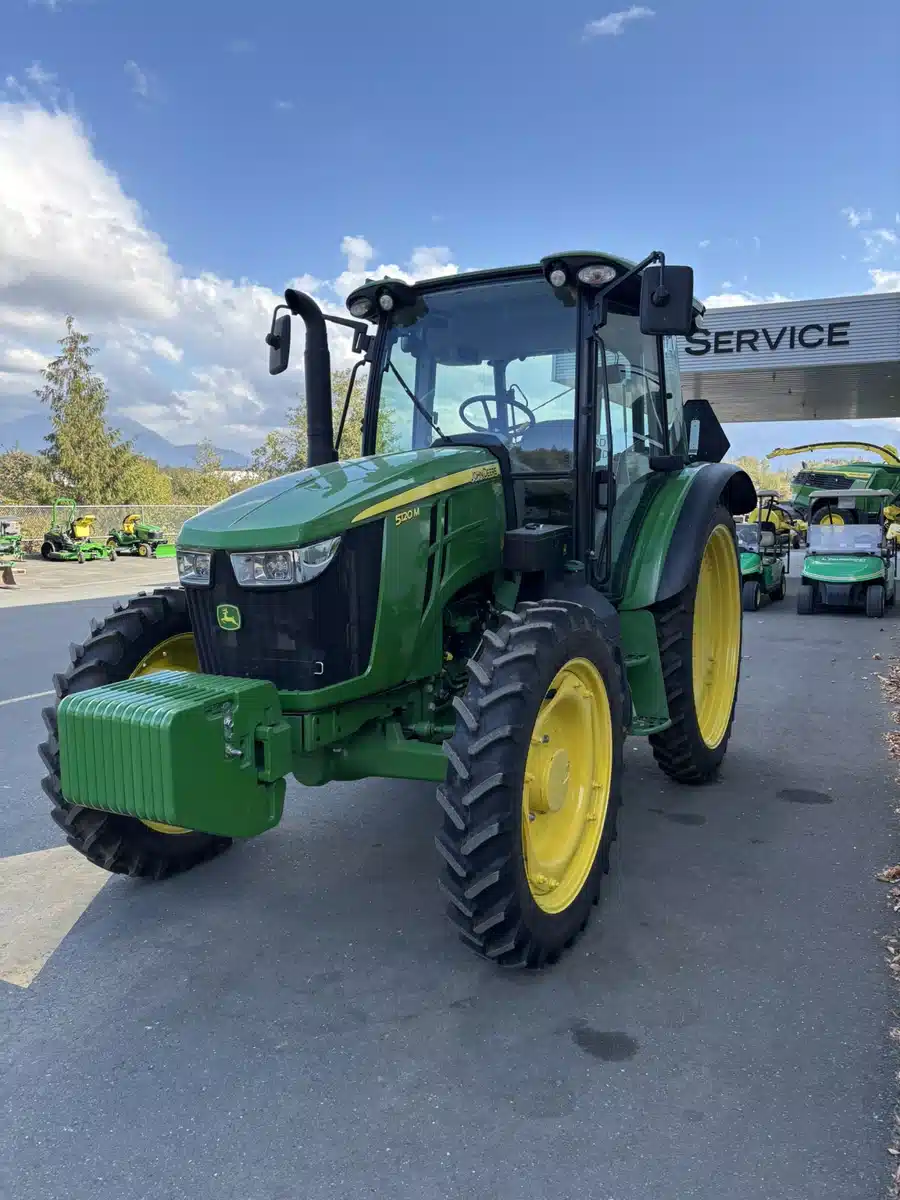 Gallery image 1 for 2024 John Deere 5120M Tractor