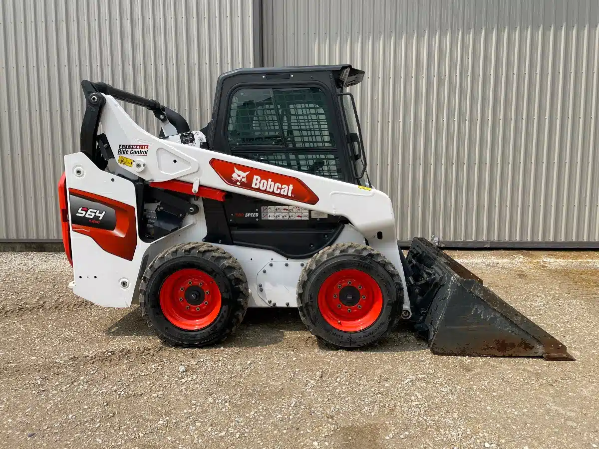 Gallery image 1 for Used 2022 Bobcat S64 Skid Steer