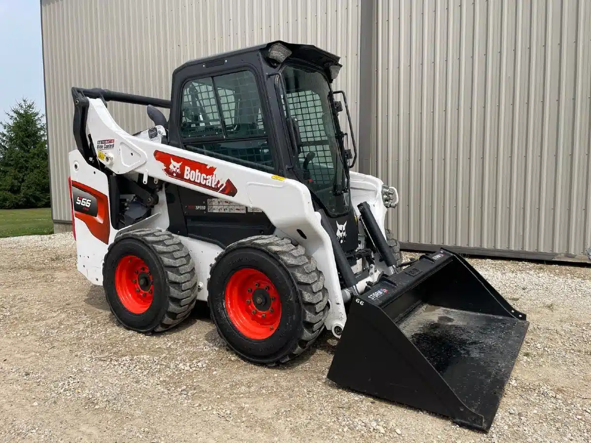 Gallery image 2 for Used 2022 Bobcat S66 Skid Steer