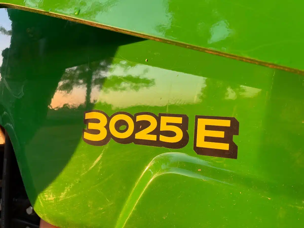 Gallery image 2 for Used 2017 John Deere 3025E Tractor