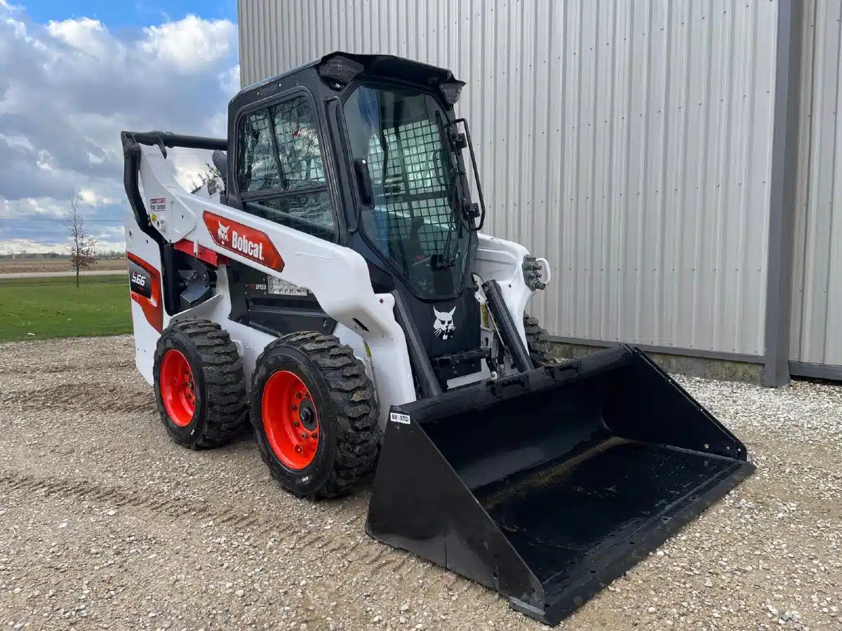 Gallery image 2 for Used 2022 Bobcat S66 Skid Steer