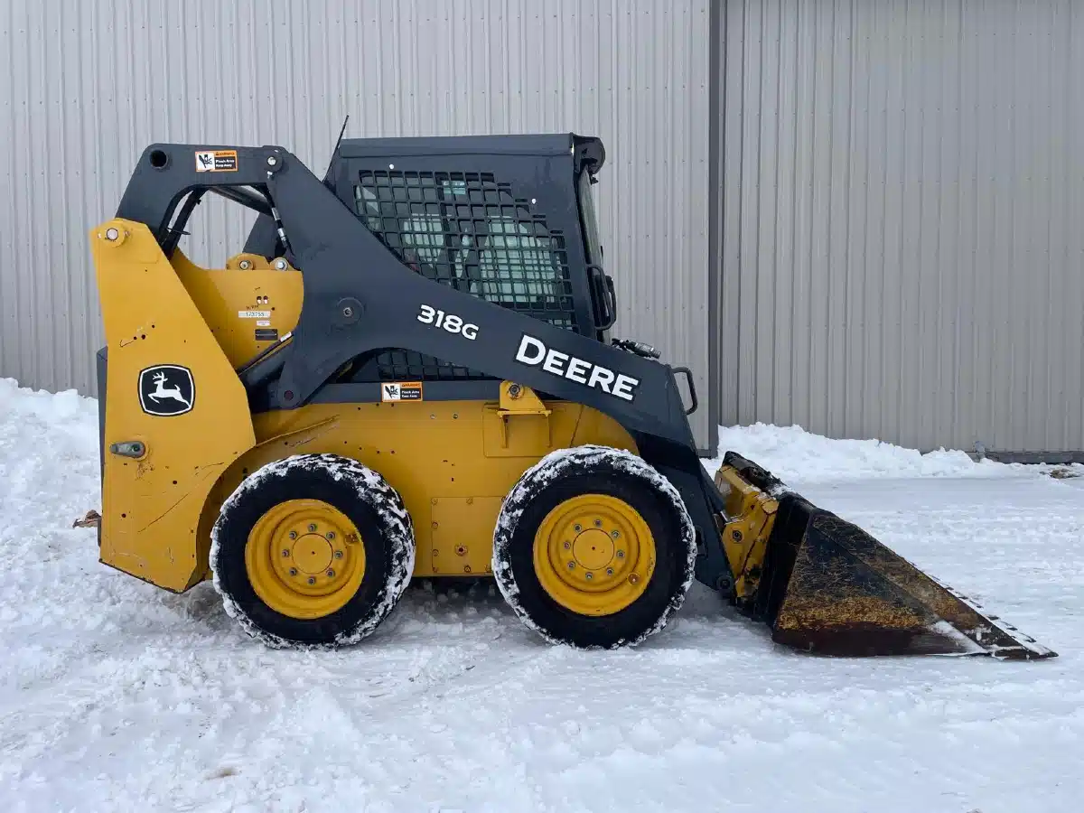 Used 2019 John Deere 318G Skid Steer