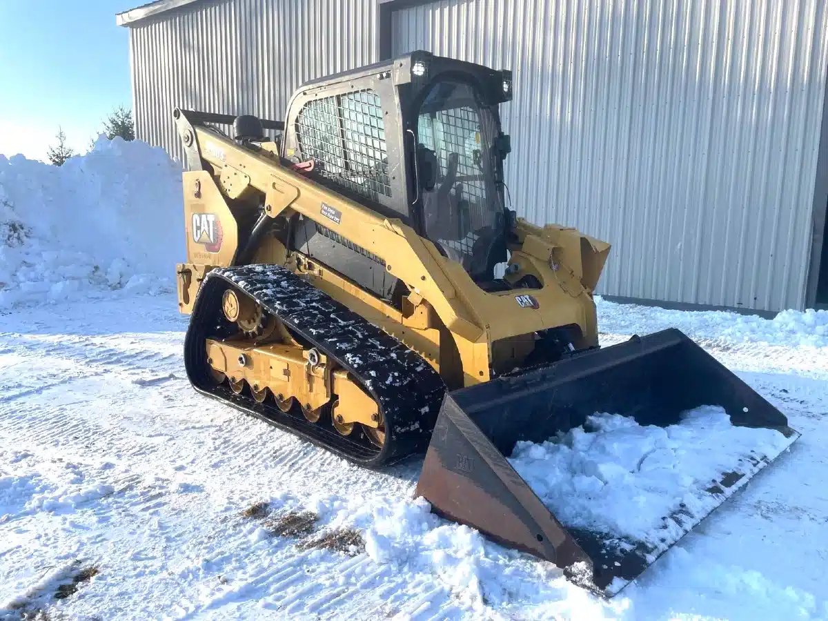 Gallery image 2 for 2022 Caterpillar 299D3 Track Loader