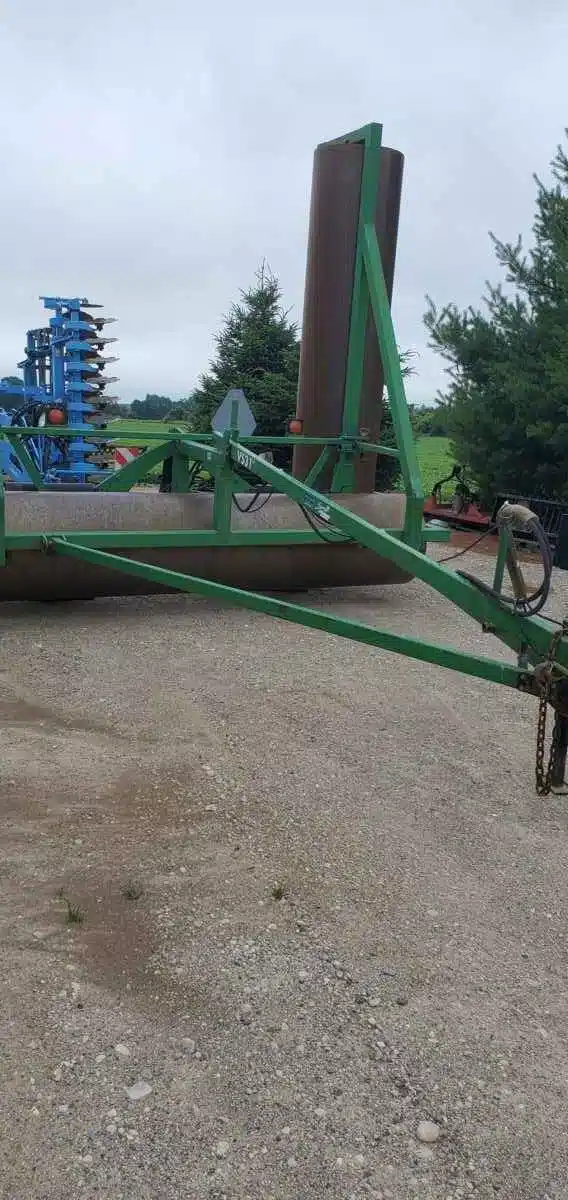 Gallery image 2 for Used Smyth VS31 Land Roller