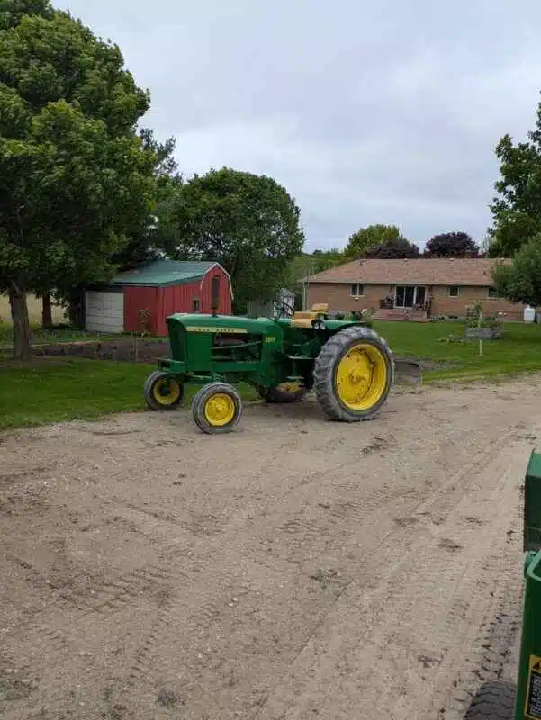 Gallery image 2 for Used 1963 John Deere 2010 Tractor