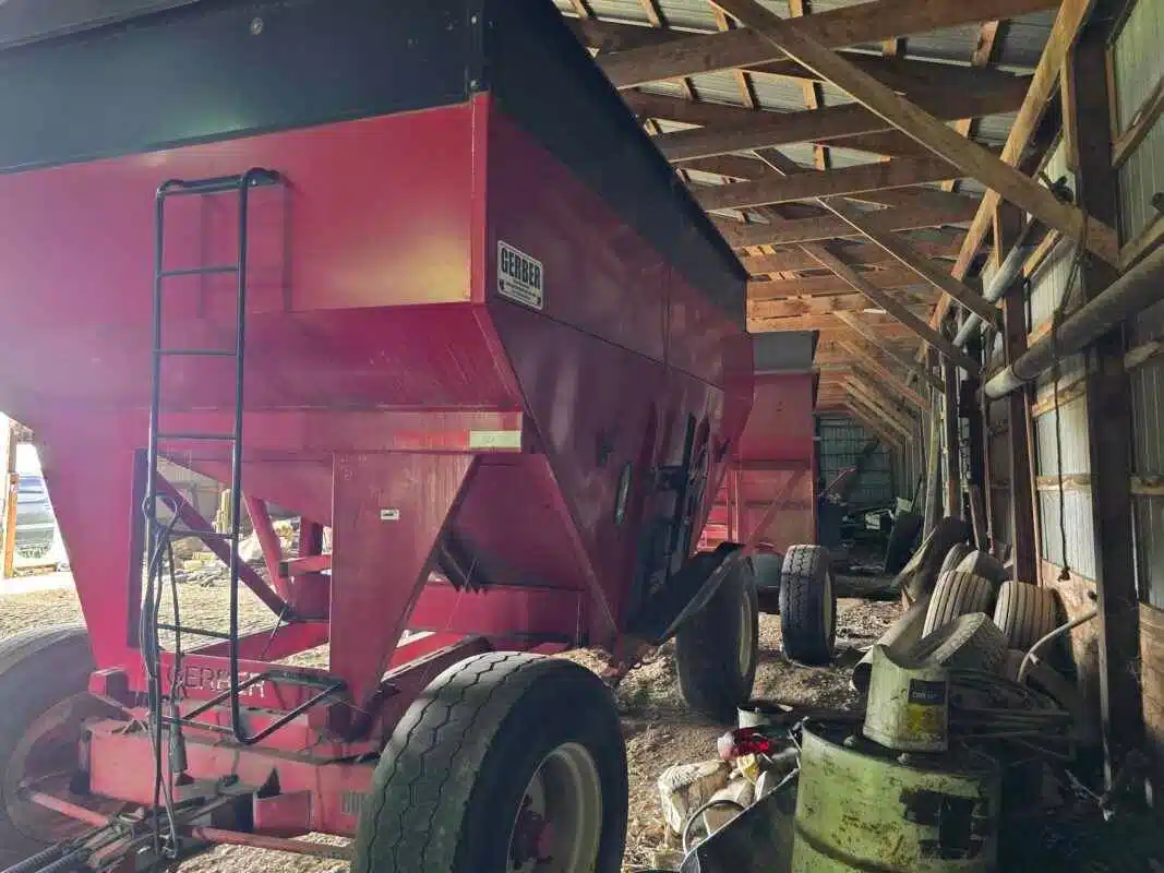 Gallery image 1 for Used Gerber 600 bu Gravity Wagon Gravity Box