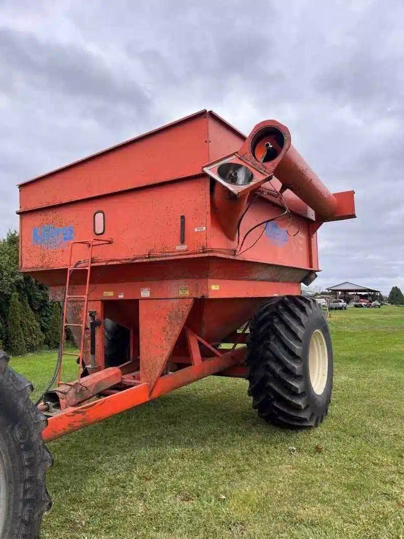 Used Killbros 690 Grain Cart