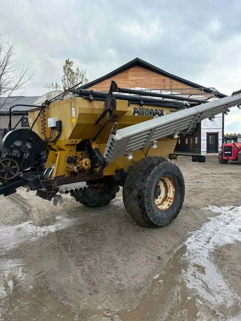 Used Valmar 180 Spreader - Fertilizer