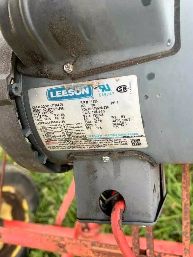 Gallery image 2 for Used New Holland Bale Elevator Bale Elevator