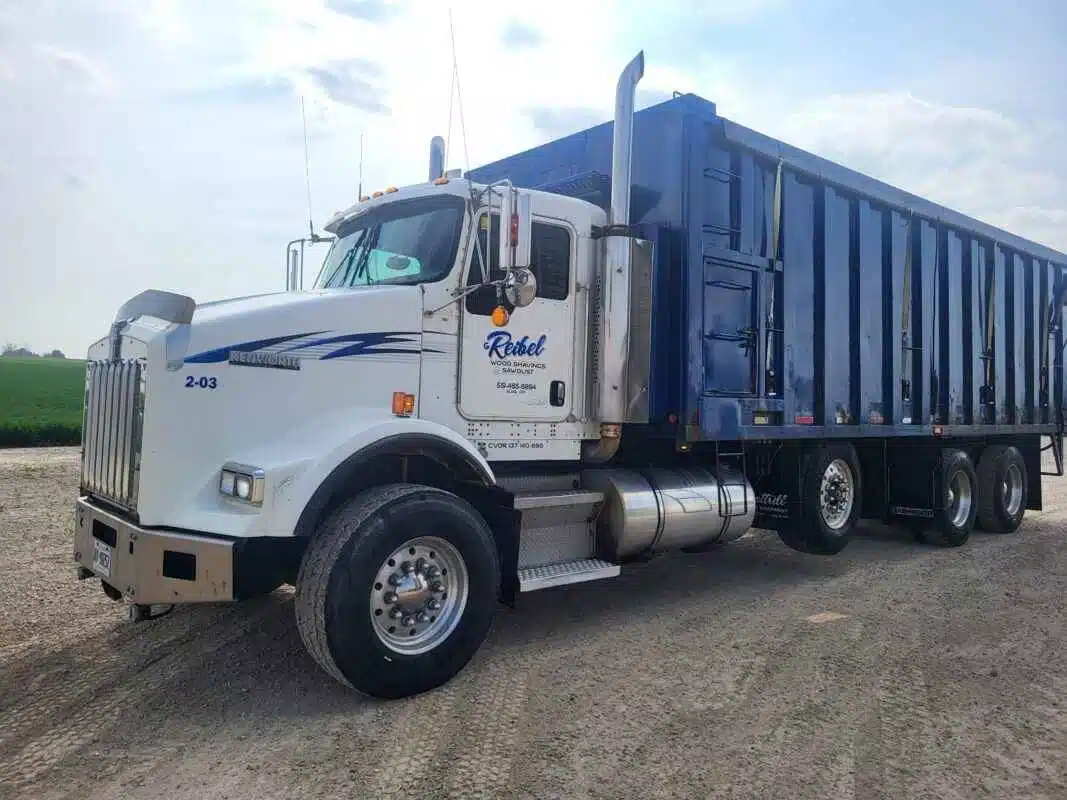 Used 2003 Kenworth T800 Truck - Grain