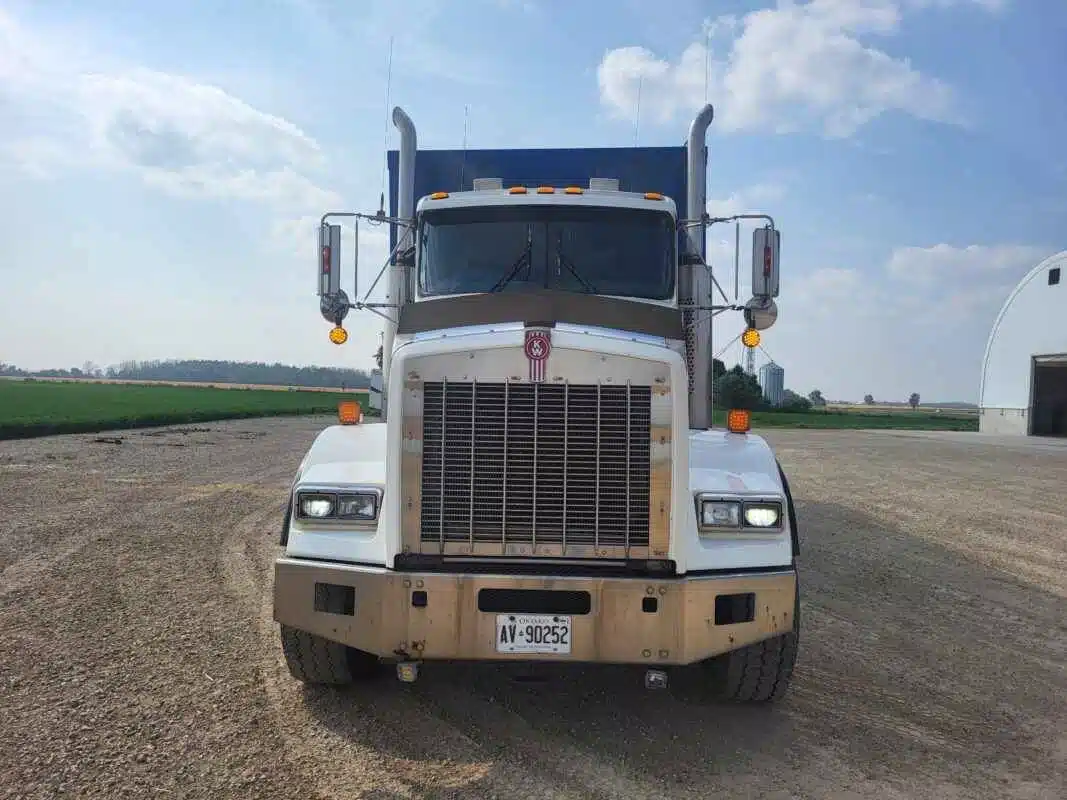 Gallery image 2 for 2003 Kenworth T800 Truck - Grain