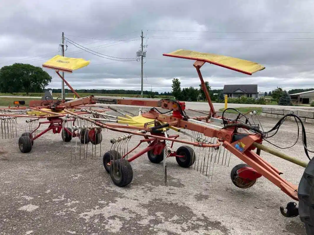 Gallery image 1 for 2004 Pottinger Top 691A Rake