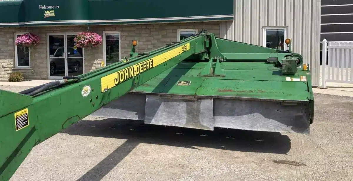 Gallery image 1 for 1998 John Deere 945 Disc Mower Conditioner