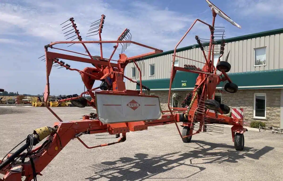 Gallery image 2 for 2005 Kuhn GA 7302 DL Rake