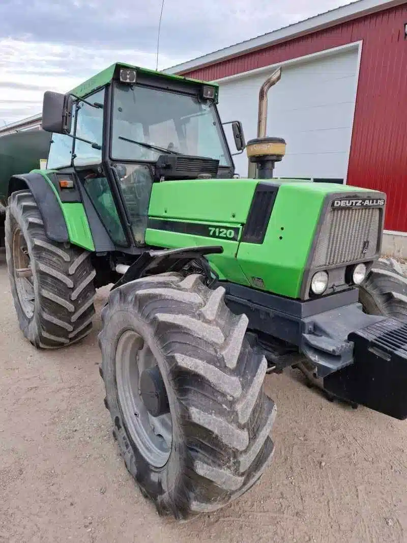 Gallery image 2 for 1988 Deutz Allis 7120 Tractor