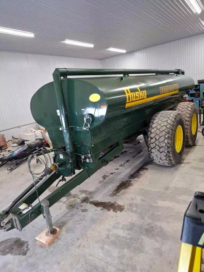 Gallery image 2 for 2012 Husky Slimline 6500 Manure Spreader Liquid