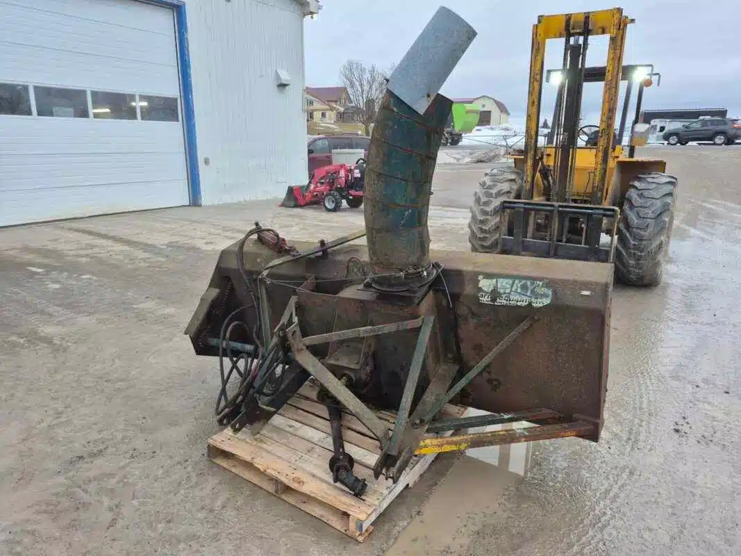 Gallery image 1 for Husky Husky 8 foot double auger Snow Blower