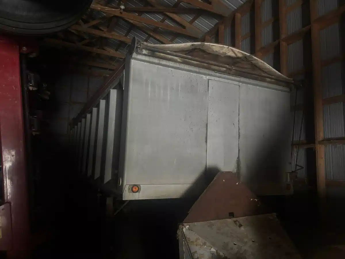 Unspecified Gravel Trailer - Dump