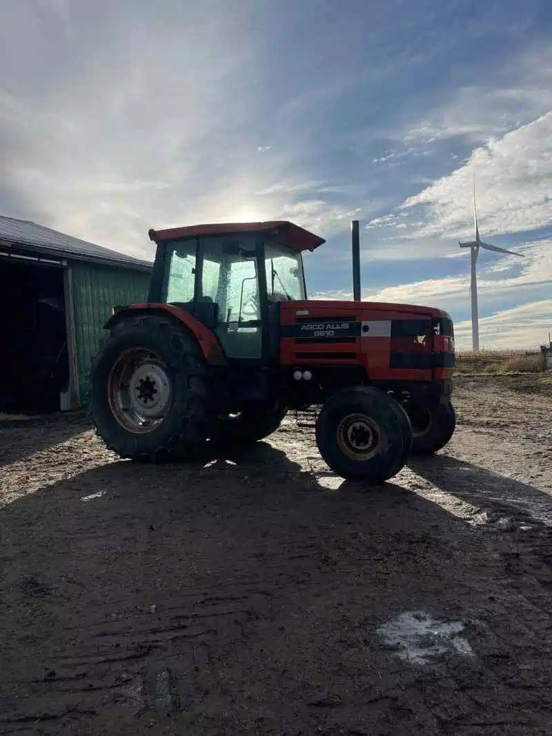 Gallery image 2 for Agco 8610 Tractor