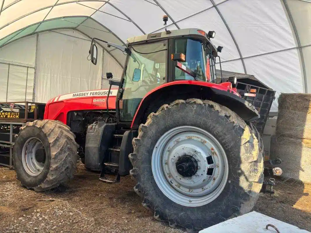 Gallery image 2 for Massey Ferguson 8450 Tractor