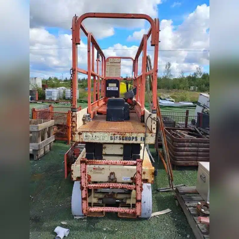 Gallery image 1 for JLG Scissor Lift Light Tower