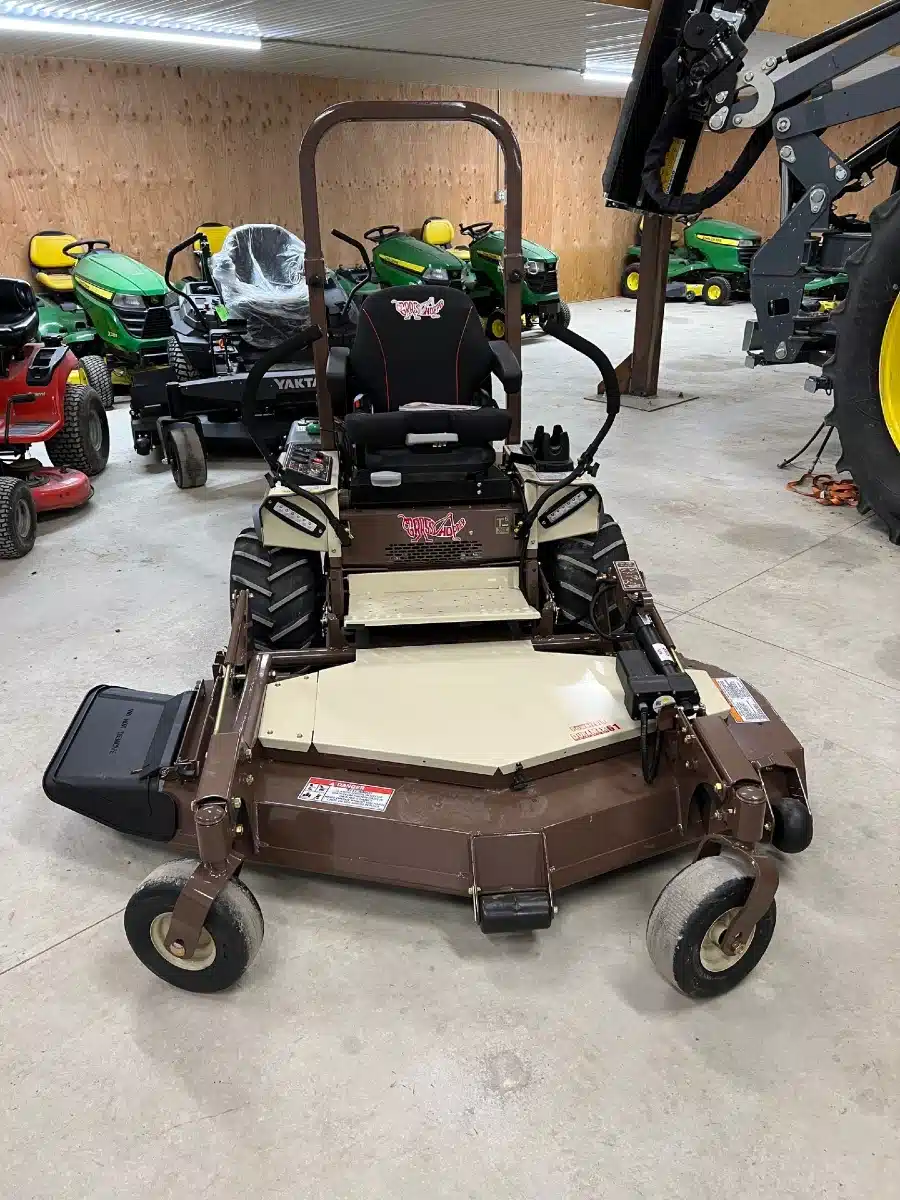 Gallery image 2 for New 2025 Grasshopper 725D Mower - Front Deck
