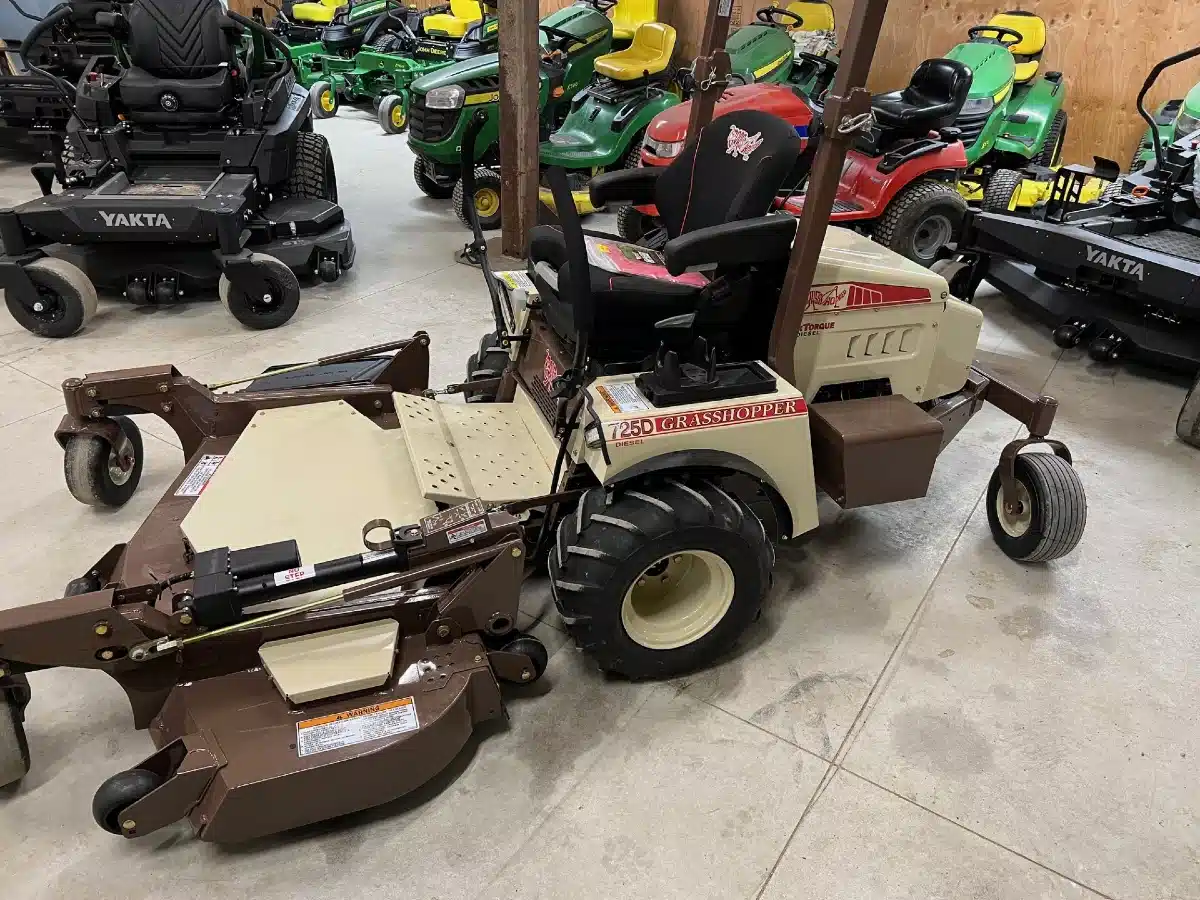 Gallery image 1 for New 2025 Grasshopper 725D Mower - Front Deck